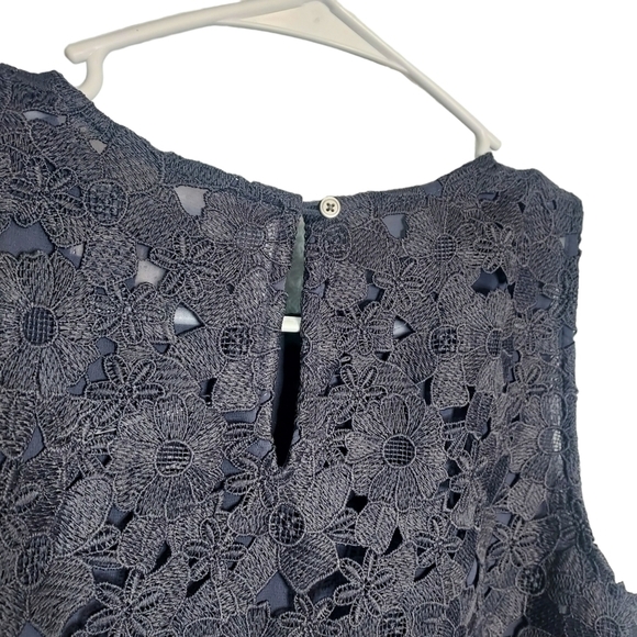 LOFT WOMENS FLORAL TOP SIZE SMALL - Picture 6 of 6